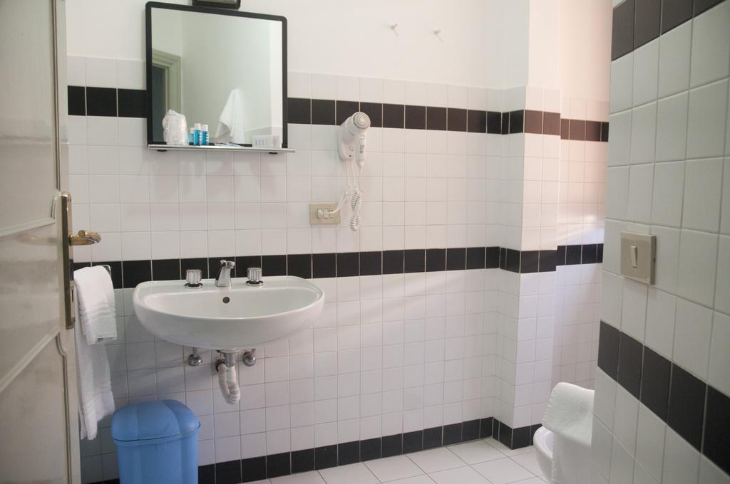 Residence Riva Gaia Террачина Номер фото